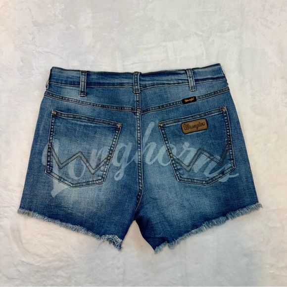 Wrangler Pants - Texas Longhorns Wrangler Denim Blue Jean Cutoff Distressed Shorts Women's Sz 11